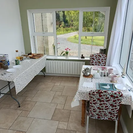 ベッド・アンド・ブレックファスト The Feathered Nest At The Cracked Hen