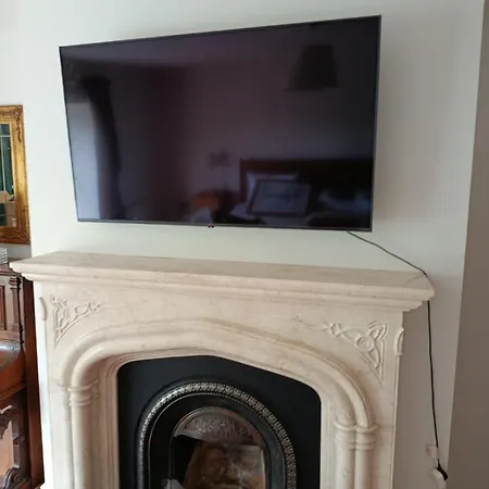 ベッド・アンド・ブレックファスト The Feathered Nest At The Cracked Hen 3*