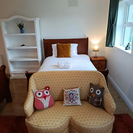 The Feathered Nest At The Cracked Hen Oda ve Kahvaltı Gorey