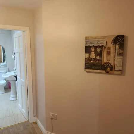 The Feathered Nest At The Cracked Hen ベッド・アンド・ブレックファスト ゴリー